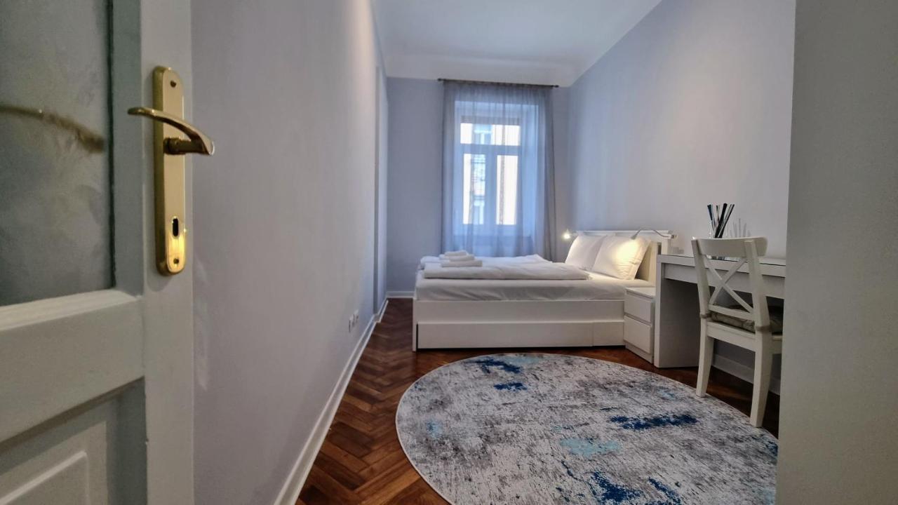 Light Blue Apartment Trieste Bagian luar foto