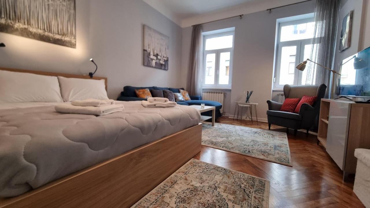 Light Blue Apartment Trieste Bagian luar foto